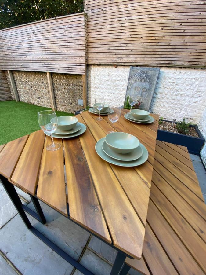 Stylish 2 Bedroom Cottage, Close To Town Centre Worthing Buitenkant foto